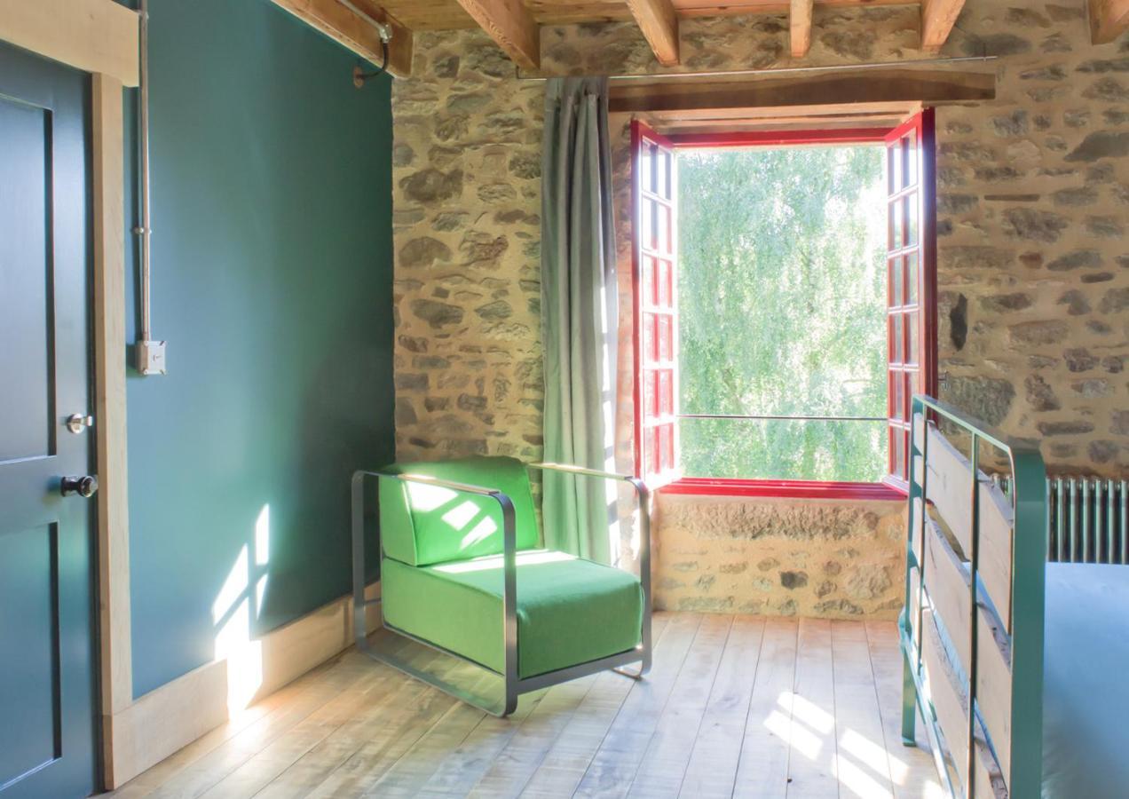 Le Moulin Du Mottay Bed and Breakfast Évran Eksteriør billede